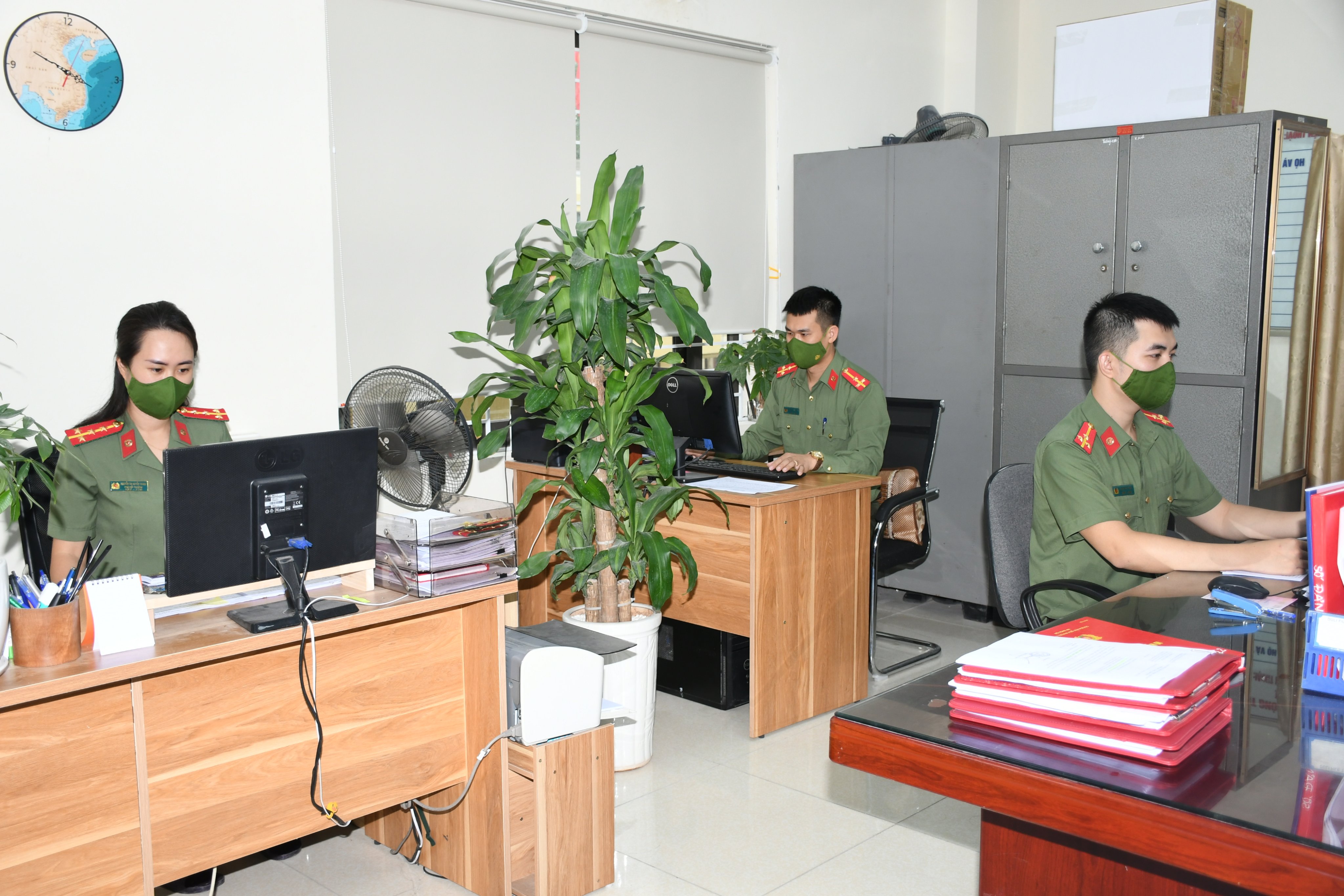 Phòng Tham mưu: Thực hiện phần việc “Xây dựng đơn vị Xanh - Sạch - An toàn”